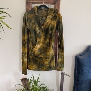 Tie-Dye Hooded Tunic Long Sleeve Pullover - Olive/Gold